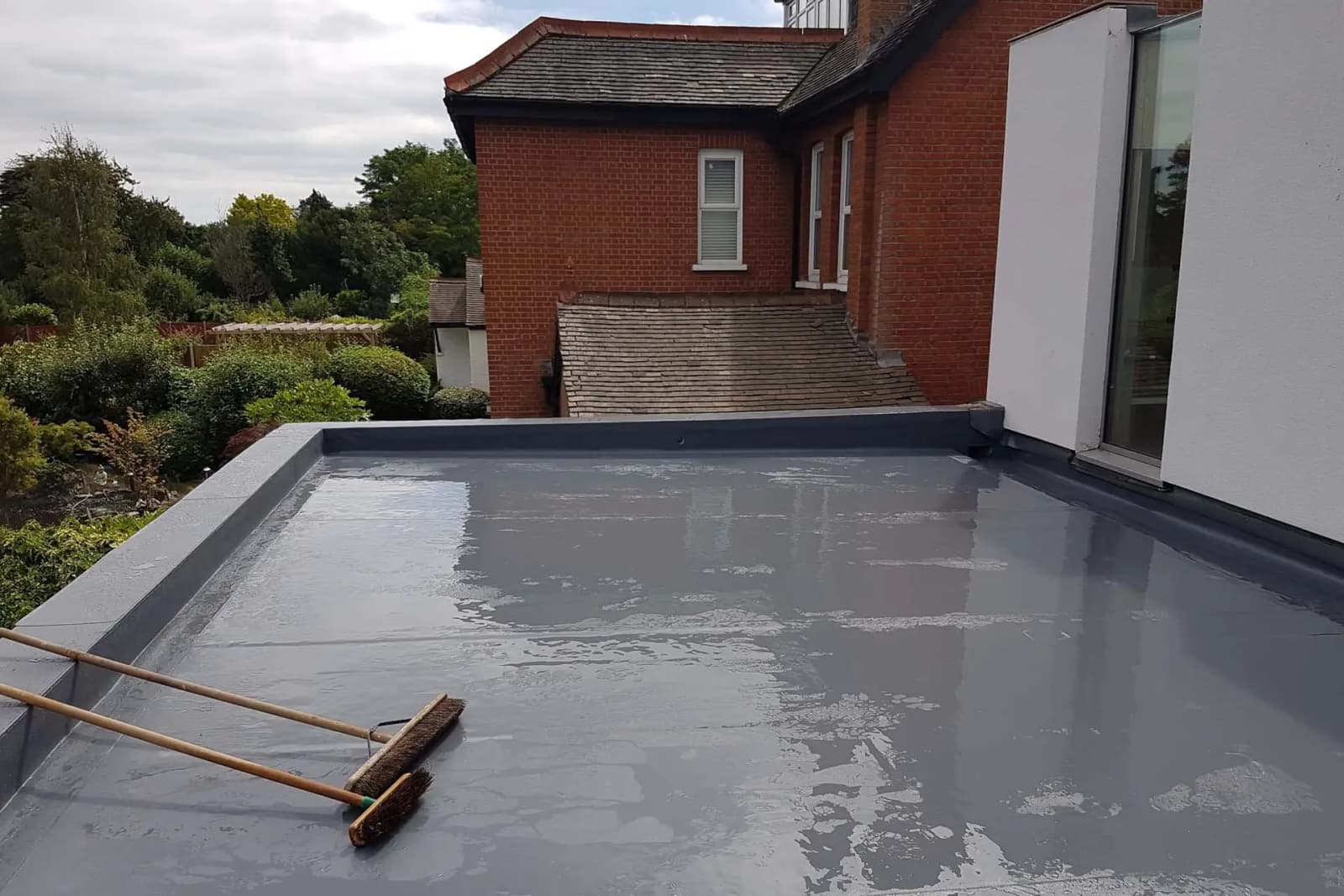 Weatherproofing the flat roof